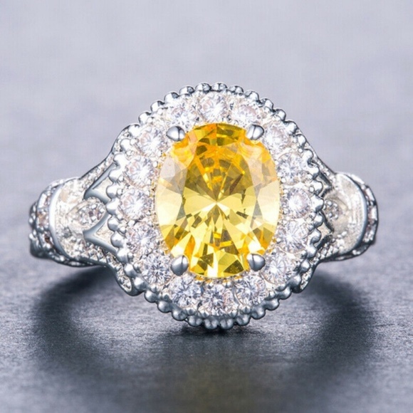 Beautiful 925 Silver Oval Cut Citrine Ring New - Picture 2 of 4